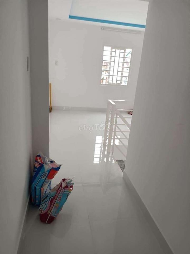 cần tiền bán gấp nhà