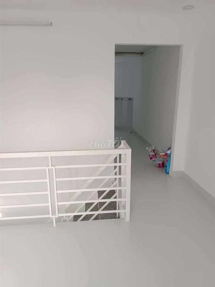 cần tiền bán gấp nhà