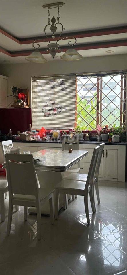 nhà phố gần trường quân đội