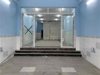Cho thuê Nhà mặt tiền 165m ở quốc lộ 50 giá 18trieu
