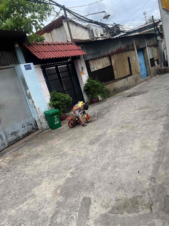 Nhà cho thuê 1 trệt 1 lau 6 triệu gần bến xe quận 8