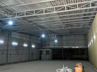Kho Xửởng 300m giá 15 triệu