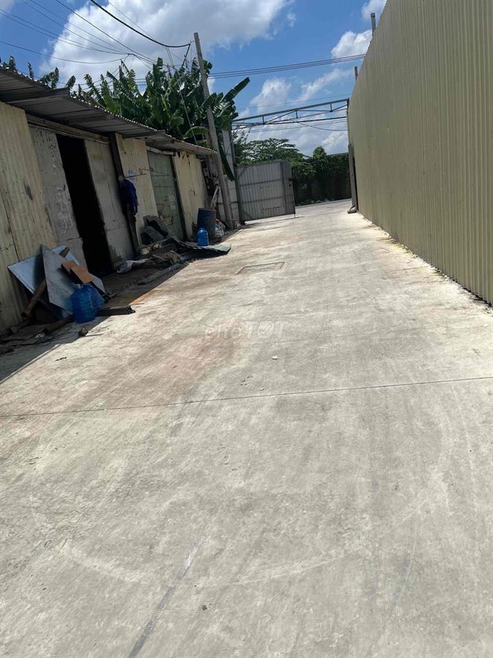 Kho Xửởng 300m giá 15 triệu