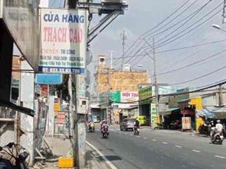 Nhà mặt tiền 130m quốc lộ 50  giá 15triệu