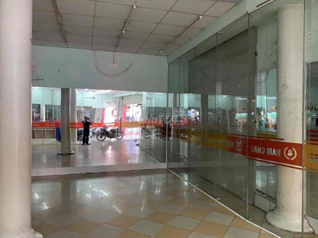 Nhà cho thuê 300m vuông sử dụng 900 giá 90 triệu