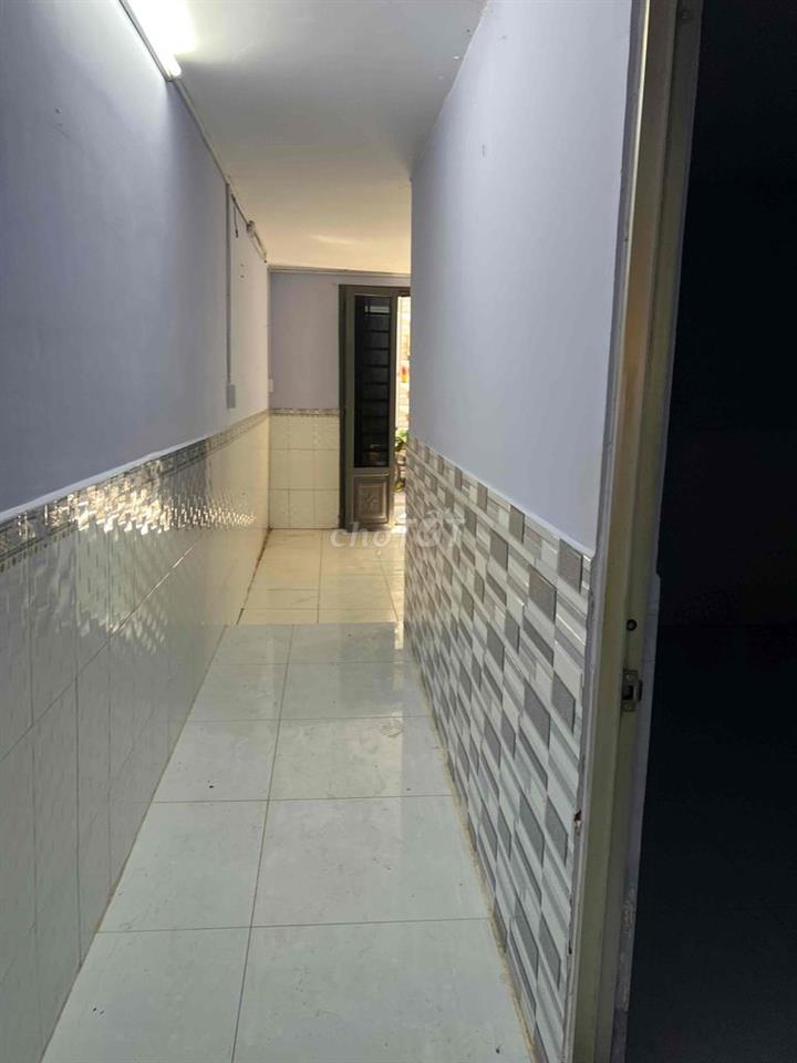 Nhà nguyên căn 6triệu