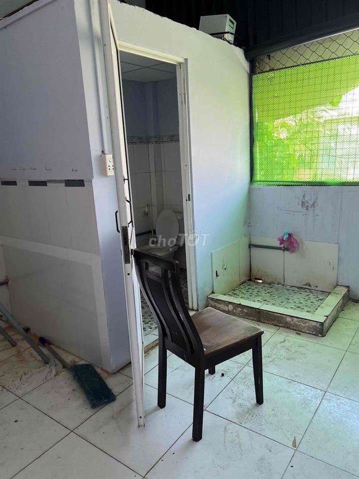 Nhà nguyên căn 6triệu
