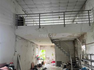 Nhà cho thuê 200m giá 10trieu