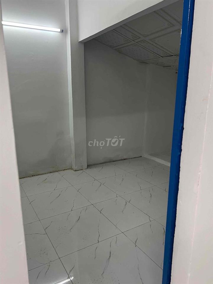 Nhà nguyên căn cho thuê 6trieu