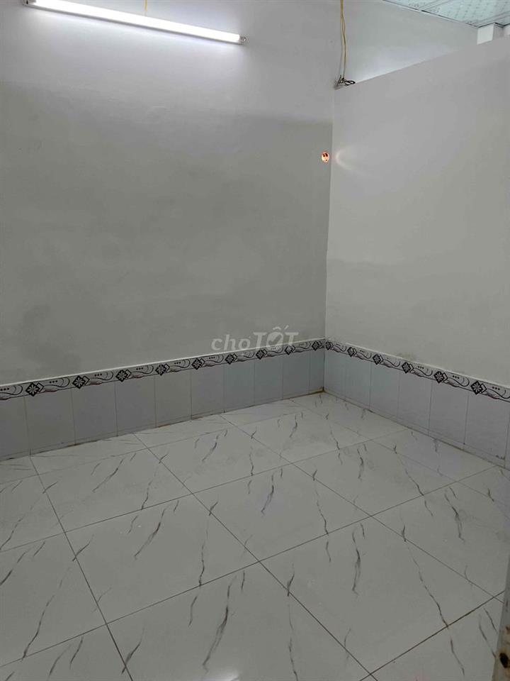 Nhà nguyên căn cho thuê 6trieu