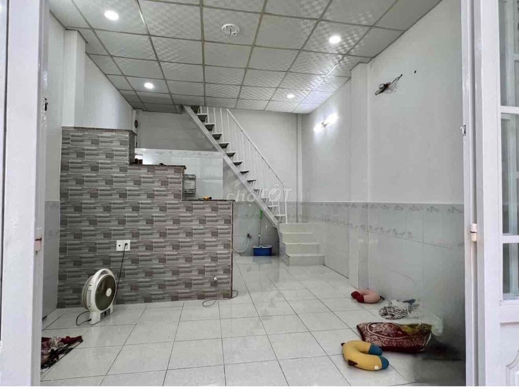 Nhà ở riêng biệt, giá sinh viên, khu dân cư , lịch sự, an ninh
