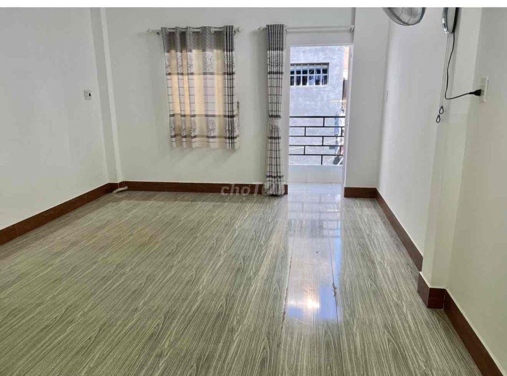 Nhà ở riêng biệt, giá sinh viên, khu dân cư , lịch sự, an ninh