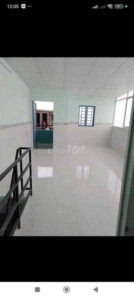 ngan 4 m dai7 m5  1 lầu 2 tô lét