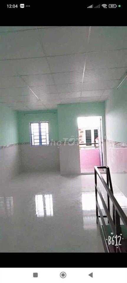 ngan 4 m dai7 m5  1 lầu 2 tô lét