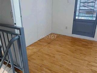 cho thuê ngan4 m dài 6 m  1 lầu  tổng 24 m quốc lo 50 nhà thờ  bình hu