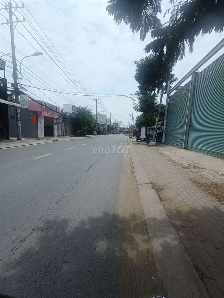 Nhà vườn 600m Có Nhà Điện nước nhà nước  Đường Võ Văn Vân vĩnh lộc B 
