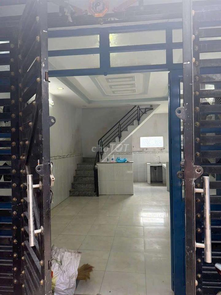 Nhà thuê 4*9 Lầu suốt 2pn Đường 6b Ấp 6 Xã Tân vĩnh lộc b bình chánh