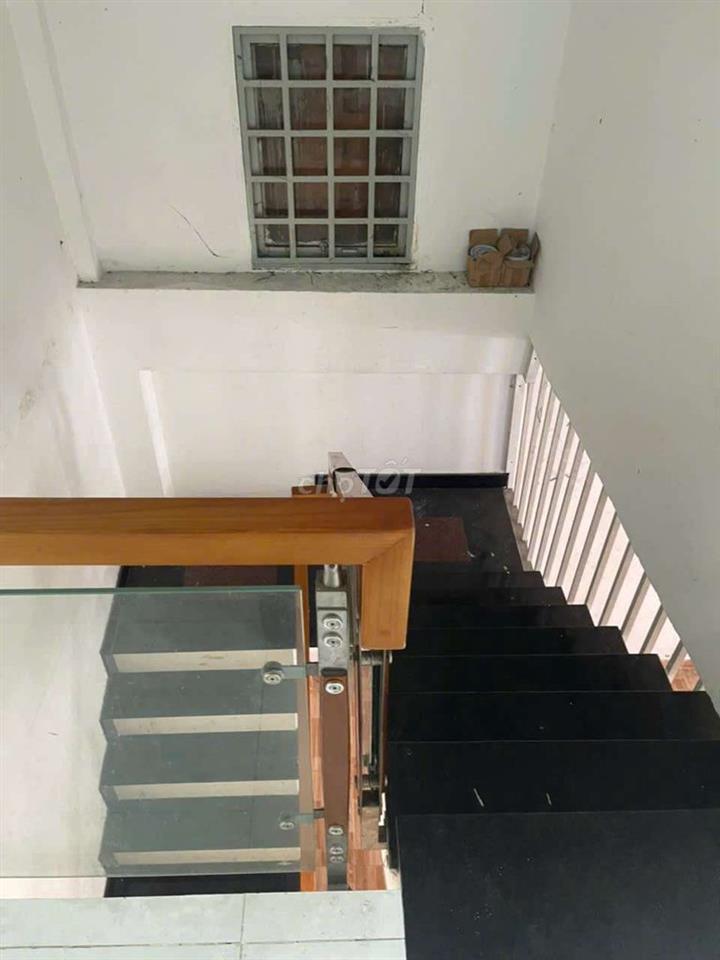 Nhà thuê 4*35 Lầu suốt 2pn. Đường vĩnh lộc B. gần công an xã Vĩnh Lộc