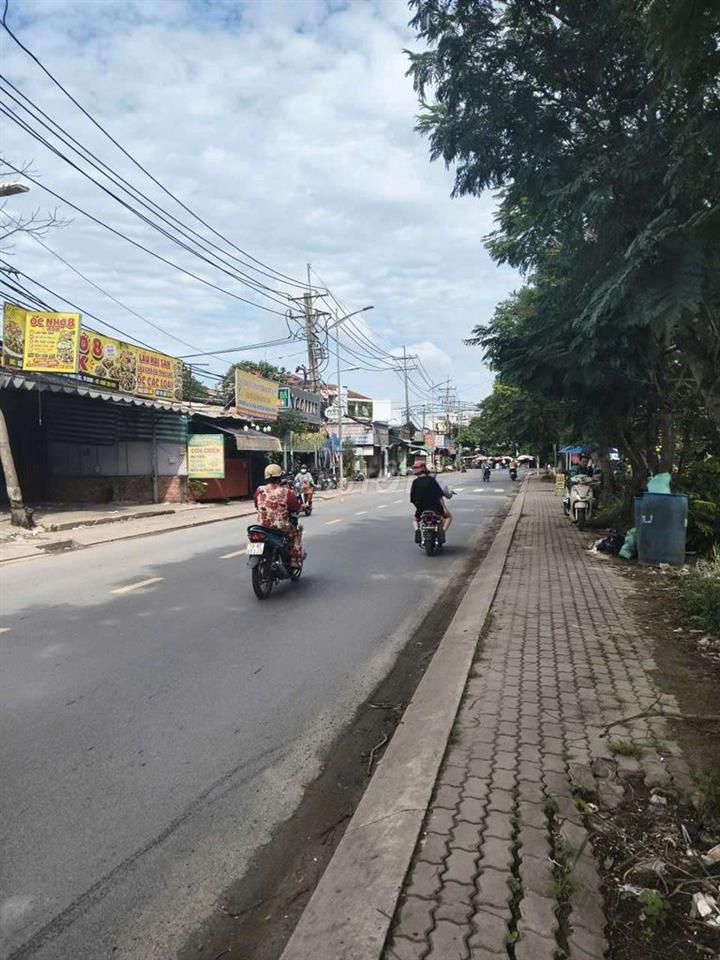 Nhà Mặt Tiền Đường Lại Hùng Cường 4*9 Gác Lửng có 1pn.