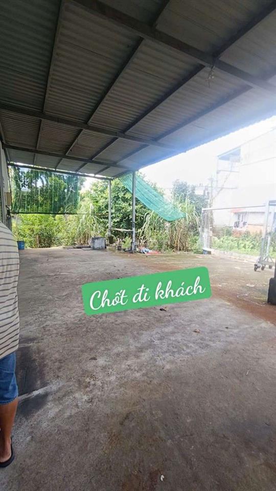 Kho Thuê 12*25 Có sân Đường Lại Hùng Cường Vĩnh Lộc B  vào 1 cây số.