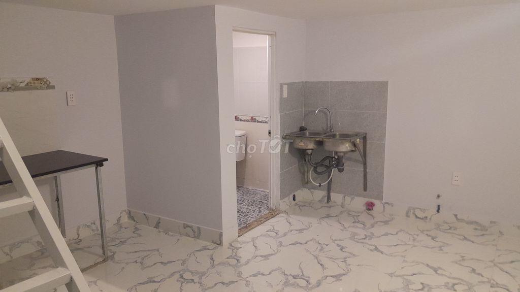 Nhà ở nguyên căn mặt tiền 60m2, giá chỉ 4.5 Tr, Vĩnh Lộc A, Bình Chánh