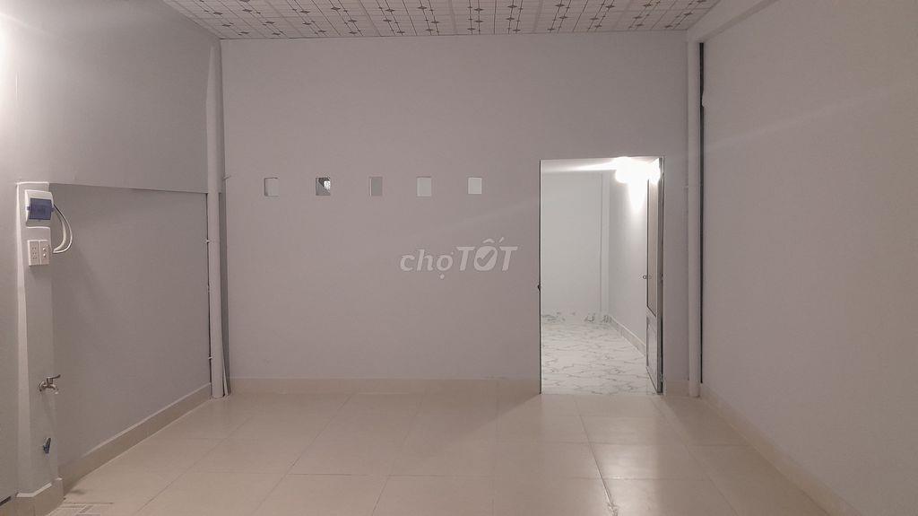 Nhà ở nguyên căn mặt tiền 60m2, giá chỉ 4.5 Tr, Vĩnh Lộc A, Bình Chánh