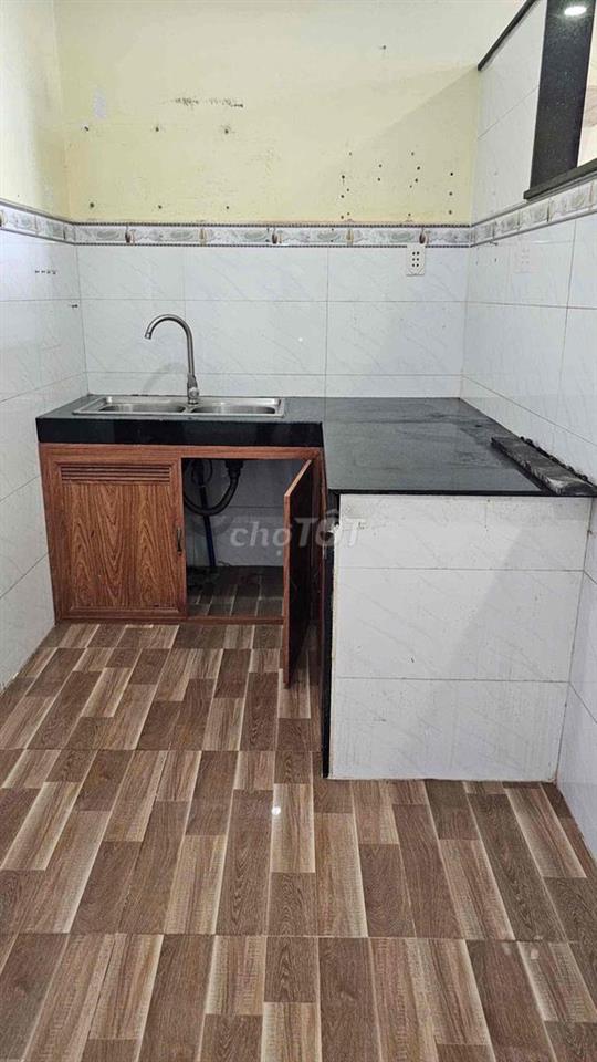 🏠 Cho thuê nhà 5tr/ tháng.  DT: 4m x 10m Lửng Lầu 3PN 2WC.   👉 Đường C
