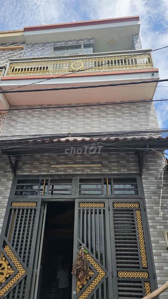 🏠 Cho thuê nhà 5tr/ tháng.  DT: 4m x 10m Lửng Lầu 3PN 2WC.   👉 Đường C