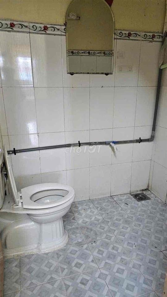 Nhà cho thuê 5tr/tháng  DT:5x14 (3pn 2wc)  Ấp 2 Đường Võ Văn Vân Vĩnh
