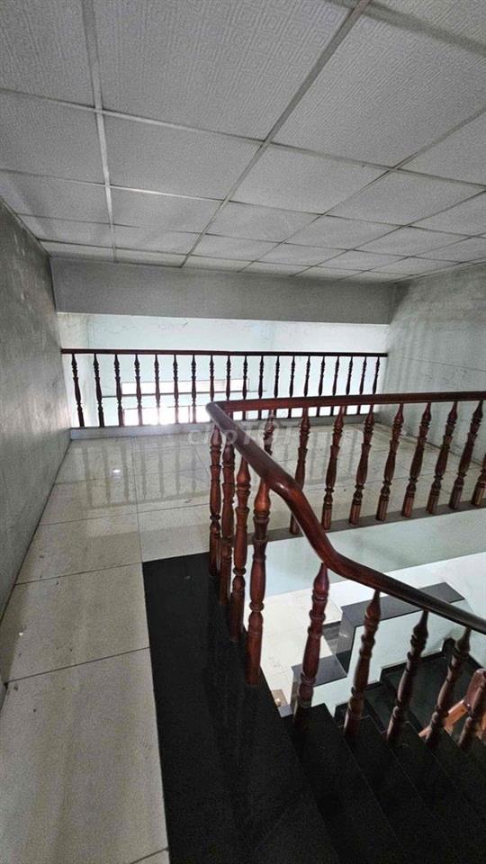 Cho thuê nhà 6,5tr/ tháng.  DT: 4m x 20m Lửng 2PN 2WC.  👉 Mặt tiền Đườ