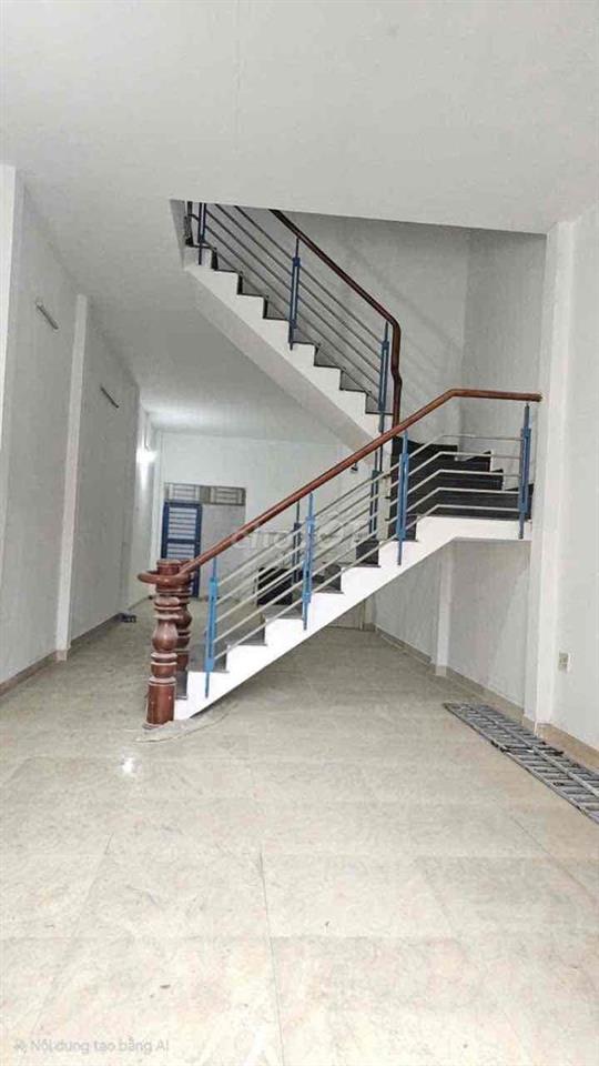 Cho thuê nhà - Mặt tiền Đường Liên Ấp 1-2:  7tr/ tháng.  DT: 4m x 23m