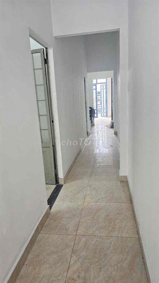 Cho thuê nhà - Mặt tiền Đường Liên Ấp 1-2:  7tr/ tháng.  DT: 4m x 23m