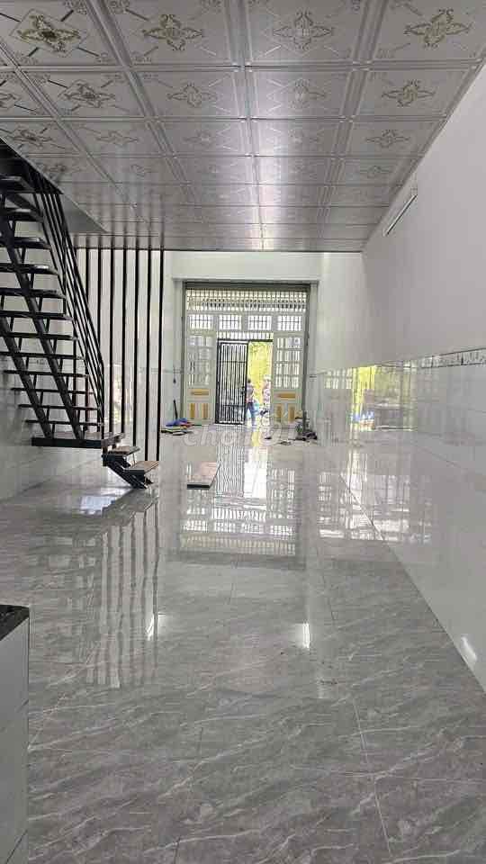 🏠 Cho thuê nhà 4tr/ tháng. CHỐT  DT: 4m x 19m gác lửng  👉 Đường Võ Văn