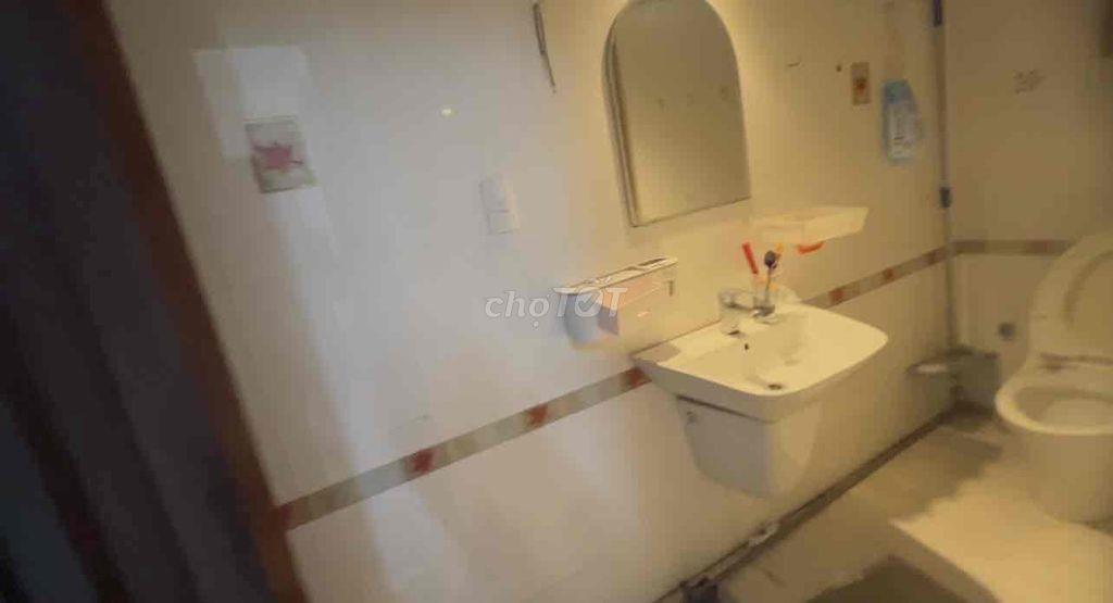 Cho thuê phòng full nội thất ở Lâm Văn Bền