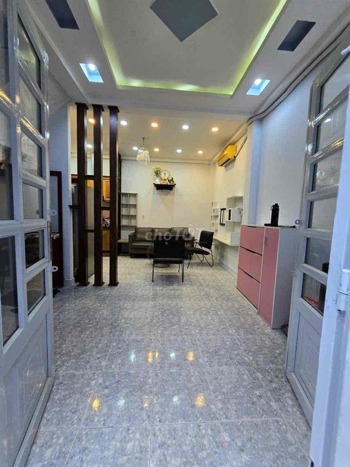 CHO THUÊ NHÀ 1 TRỆT 2 LẦU 2PN 3WC