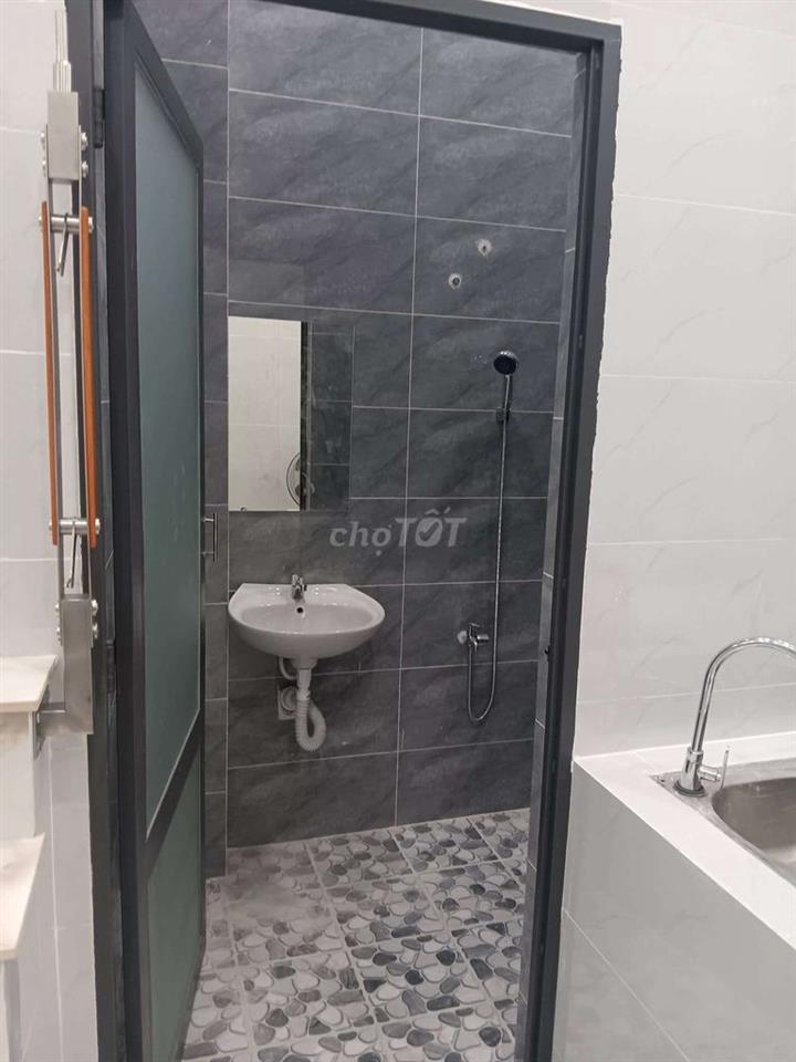 nhà cho thuê 7 triệu 2 pn 