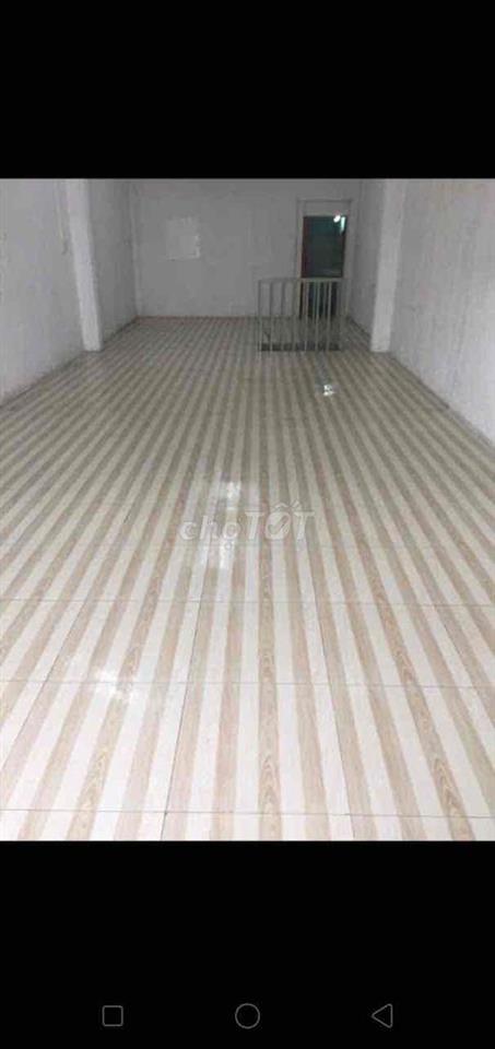 cho thue dt-4x20-duoi-2p-2wc tren trống suot dien chinh nuoc sach vlb