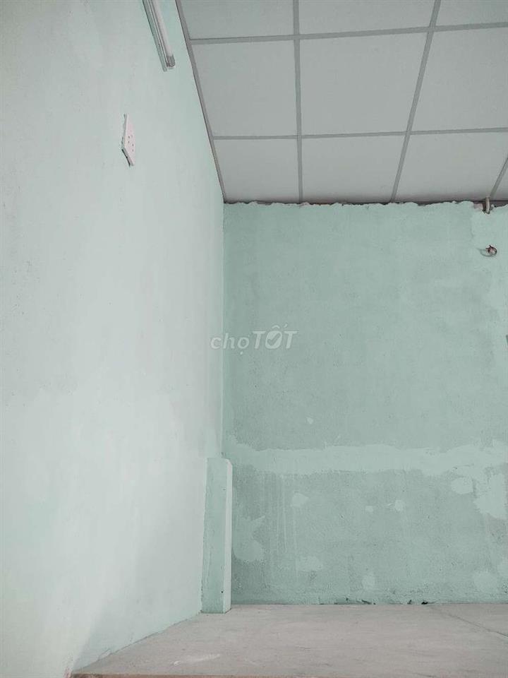 nhà cho thuê hẻm rộng thoáng mát gần cửa hàng tiện lợi bách hóa xanh