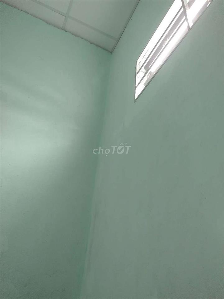 nhà cho thuê hẻm rộng thoáng mát gần cửa hàng tiện lợi bách hóa xanh