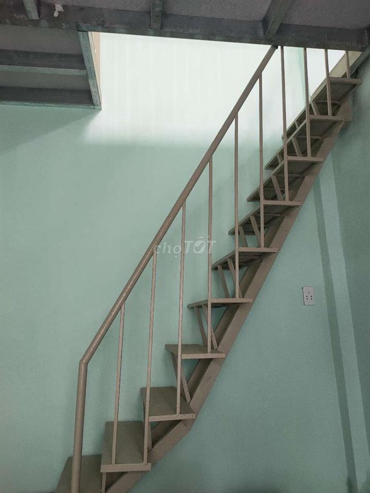 cần bán nhà khu Dân cư đông đúc