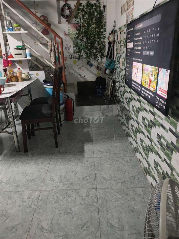  nhà đường 18b  khu vực yên tĩnh an ninh thoáng mát 