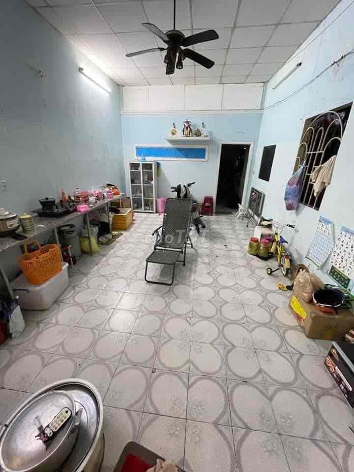 Nhà Bình Chánh gần Chợ Đệm đường Nguyễn Hữu Trí Thị Trấn Tân Túc SHR