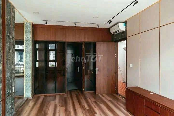 CHO THUÊ BIỆT THỰ THE PEAK GADEN 600 NGUYỄN LƯƠNG BẰNG QUẬN 7