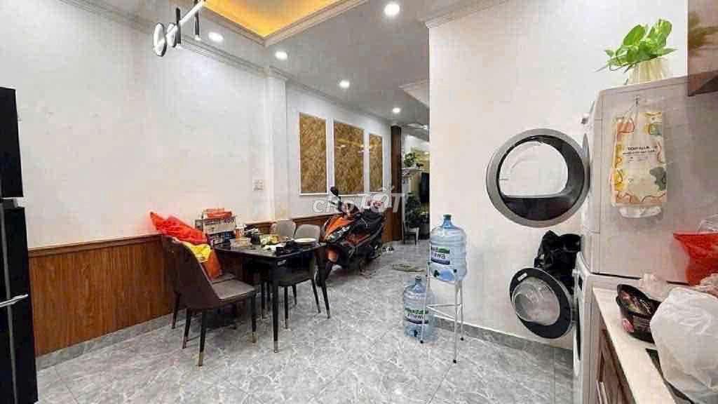 Cho thuê nhà nguyên căn hẻm 118 Nguyễn Thị Thập Q7