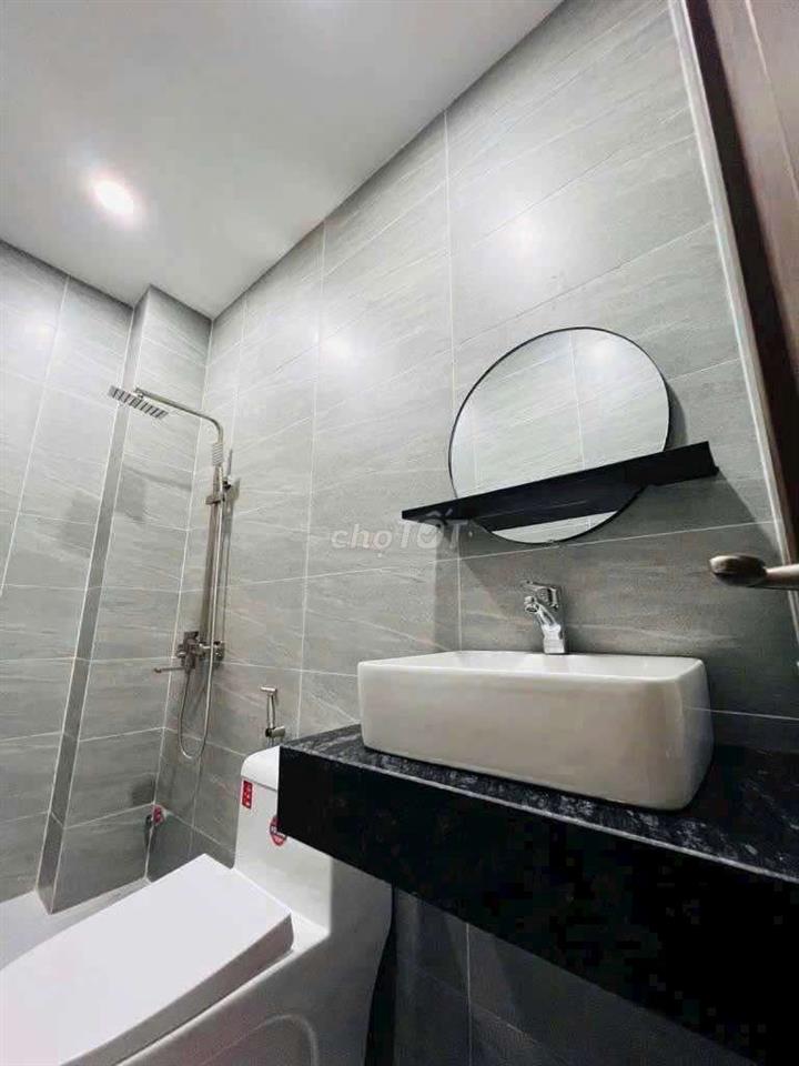 Cho thuê nhà nguyên căn hẻm 118 Nguyễn Thị Thập Q7