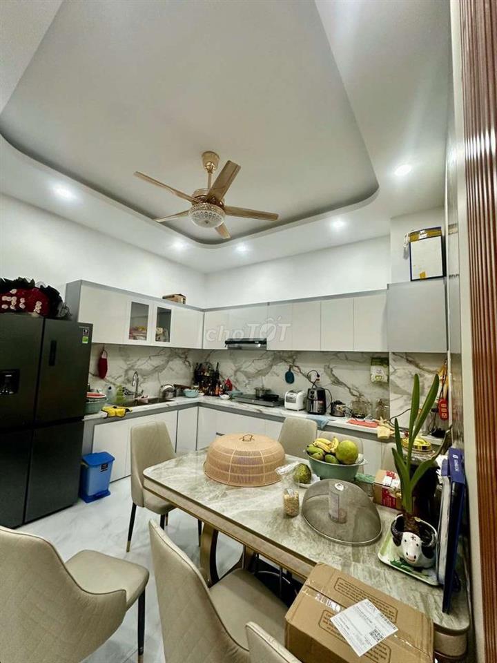 CHO THUÊ NHÀ PHỐ - MẶT TIỀN LÊ VĂN LƯƠNG - TÂN HƯNG - QUẬN 7