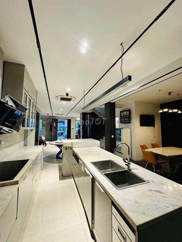 CHO THUÊ BIỆT THỰ MỸ KIM  2, ĐƯỜNG ĐẶNG ĐỨC THUẬT QUẬN 7
