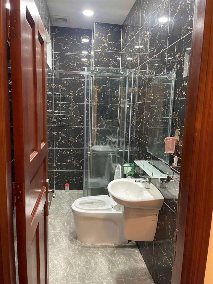 CHO THUÊ NHÀ NGUYÊN CĂN HẺM XE HƠI 502 – HUỲNH TẤN PHÁT, QUẬN 7