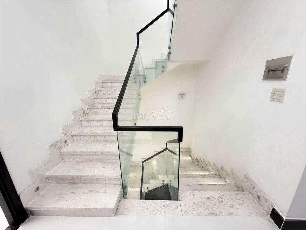 Bán Nhà Đường Hưng Thái 1 Phú Mỹ Hưng Quận 7