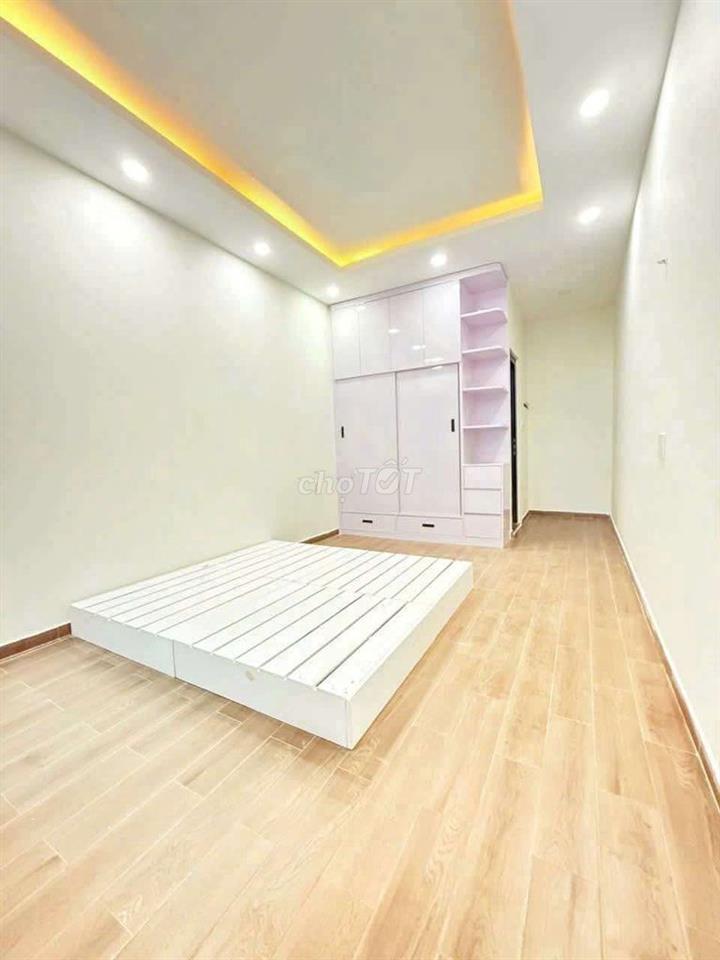 CHO THUÊ NHÀ NGUYÊN CĂN MỚI KENG - 2 TẦNG 1247 Huỳnh Tấn Phát Quận 7